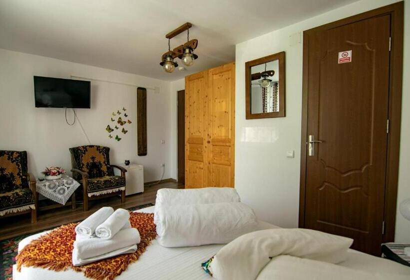 فندق Lacrima Izei