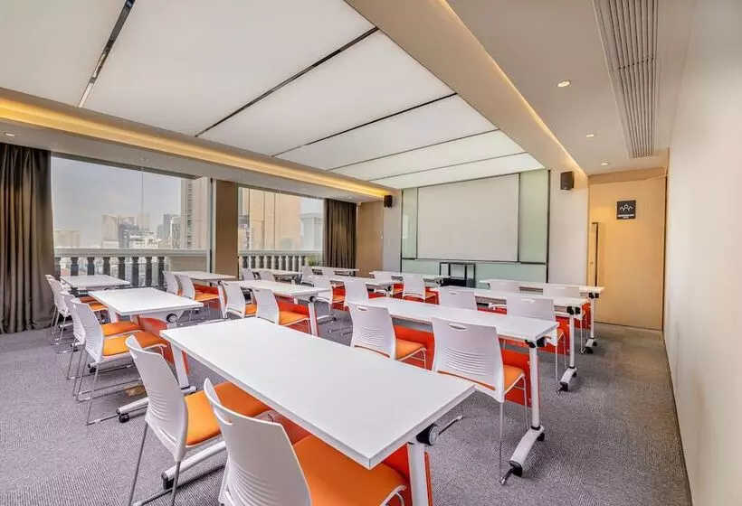 ホテル Maxx Phnom Penh Downtown By H World