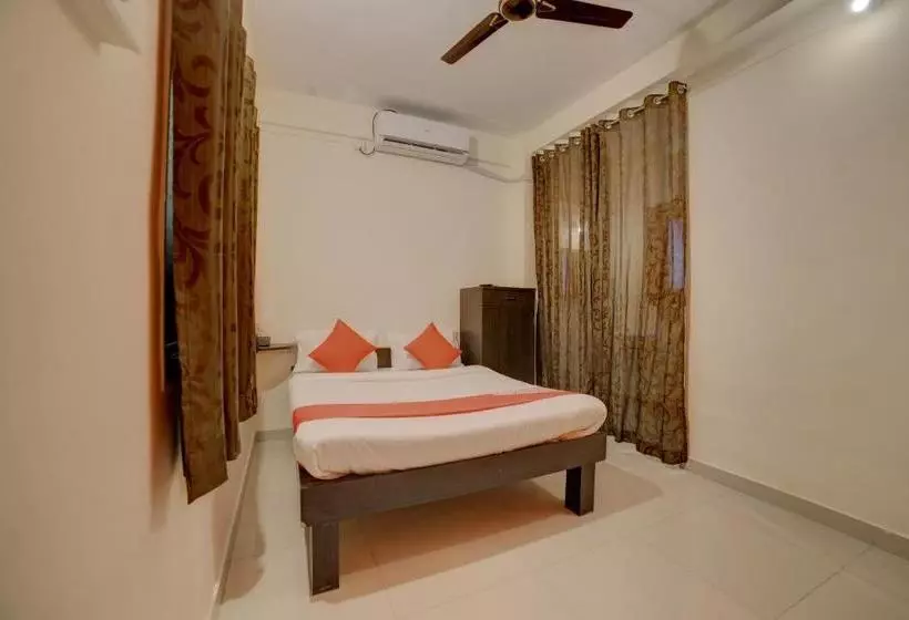 هتل Oyo 24282 Sai Lodging