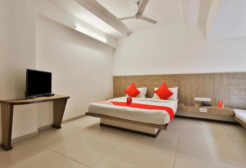 酒店 Oyo 8758  Swagatam