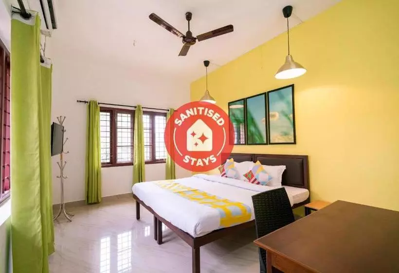ペンション Oyo Home 22616 Elegant Puthussery Apartments 3 Bhk