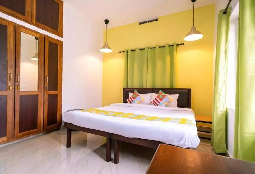 ペンション Oyo Home 22616 Elegant Puthussery Apartments 3 Bhk