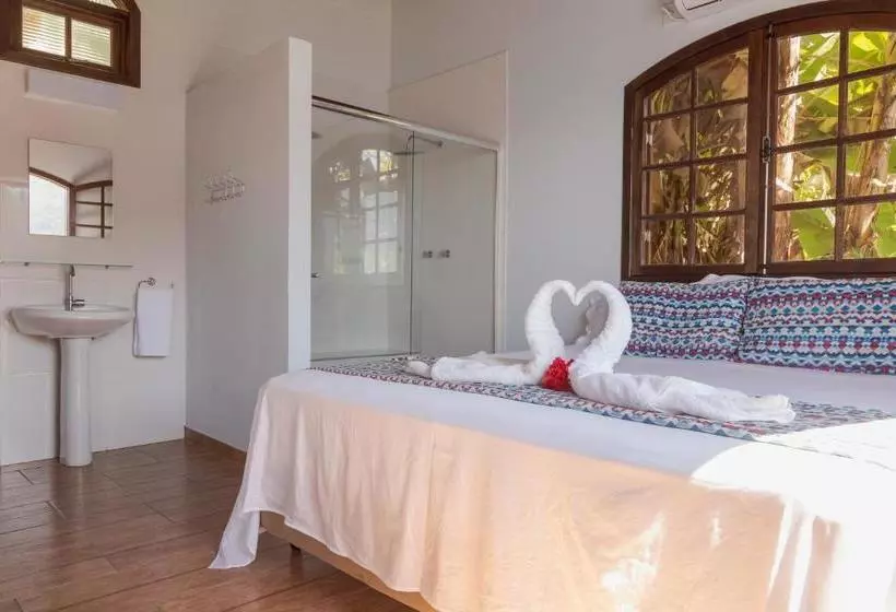 Majatalo Pousada Toca Do Mar