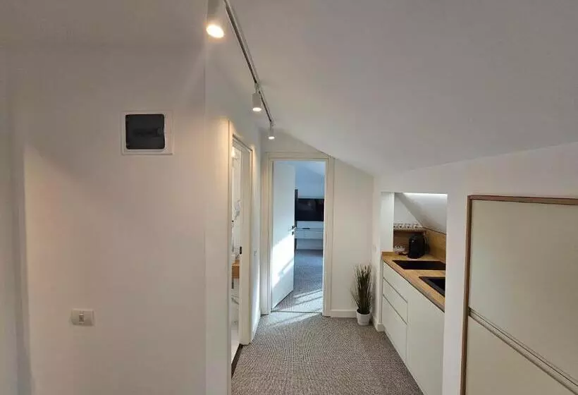 تختخواب و صبحانه Camere De Inchiriat Igloo