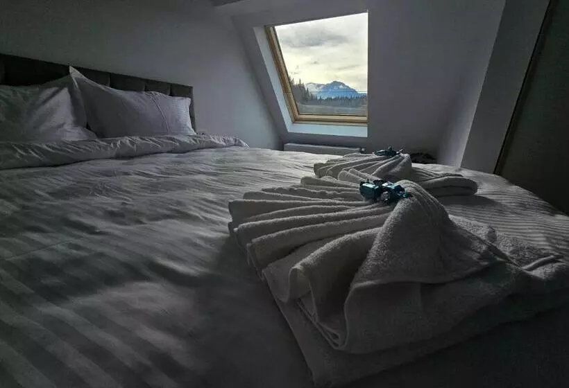 تختخواب و صبحانه Camere De Inchiriat Igloo