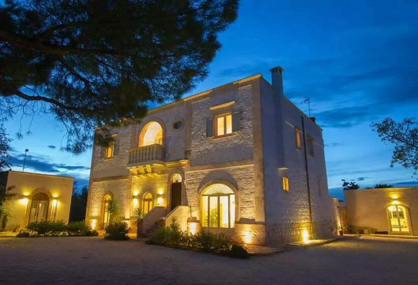 ホテル Masseria Camarda