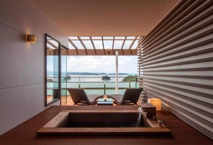 Hotelli Amakusa Tenku No Fune