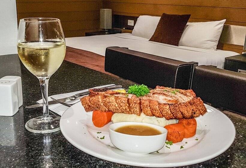 Moura Meridian Motel