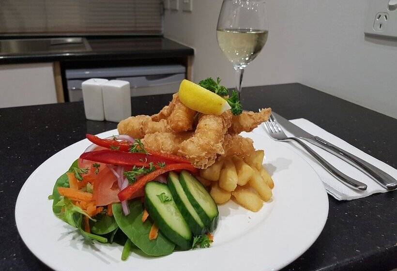 Moura Meridian Motel