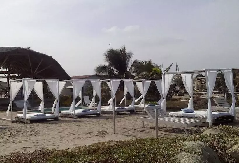 هتل Boca Beach Resort Club