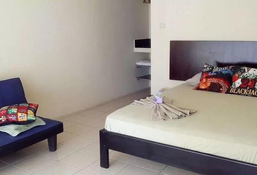 هتل Boca Beach Resort Club