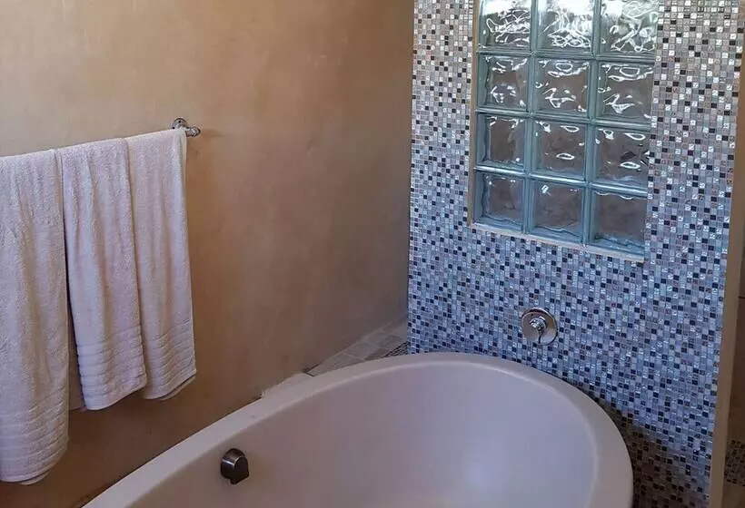 ホテル New Holme Nature Lodge