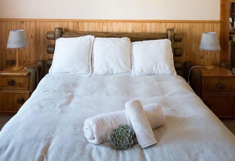 בית מלון כפרי New Holme Nature Lodge