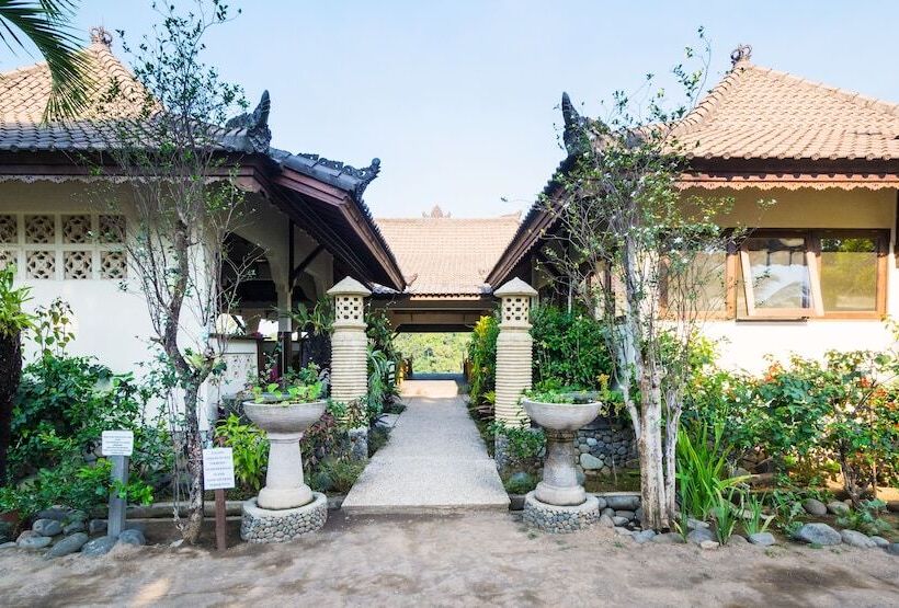 בית מלון כפרי Rinjani Lodge
