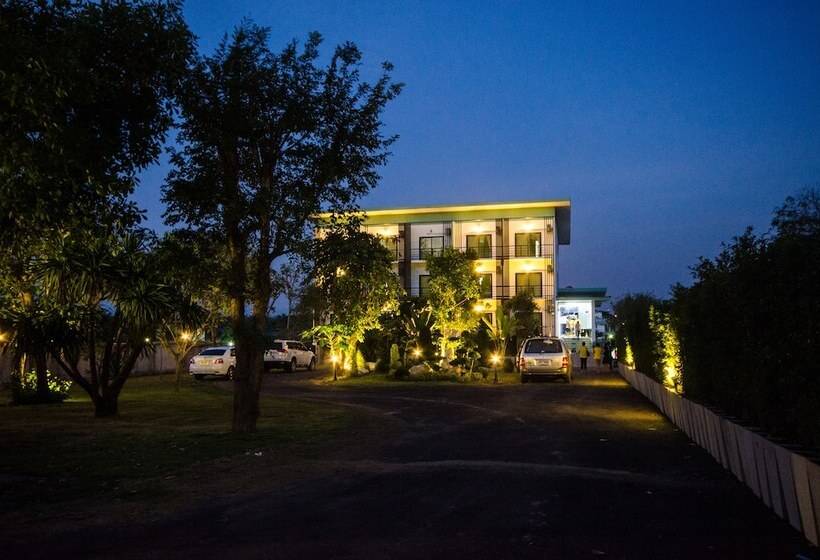 בית מלון כפרי Sunee Boutique