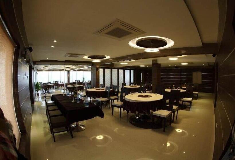 Pearl Hotel & Banquets Ahmedabad
