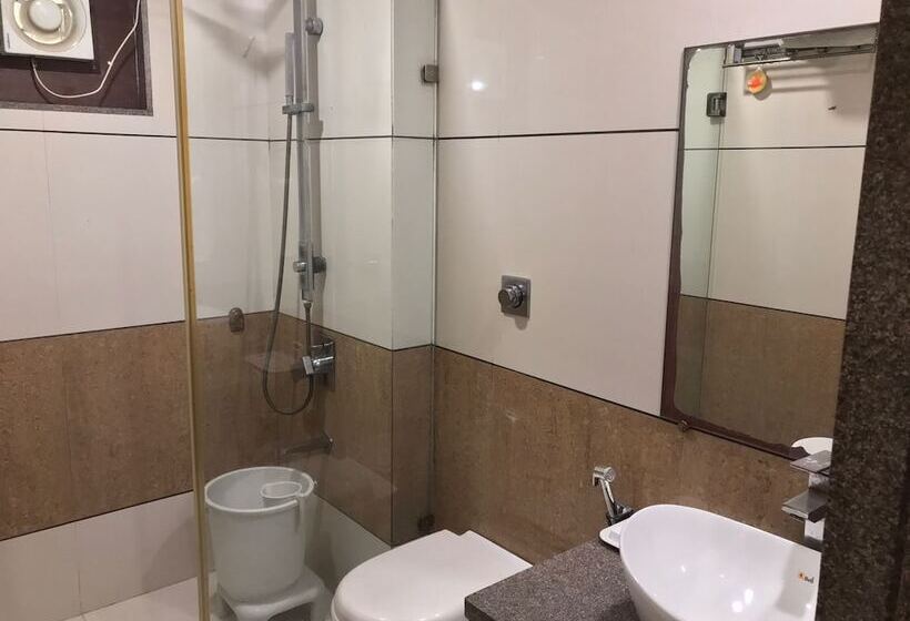 Pearl Hotel & Banquets Ahmedabad