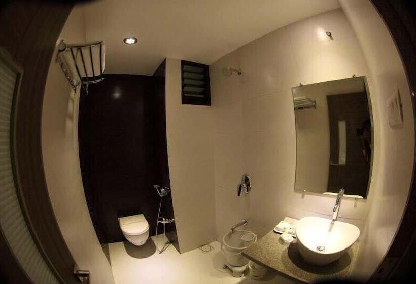 Pearl Hotel & Banquets Ahmedabad