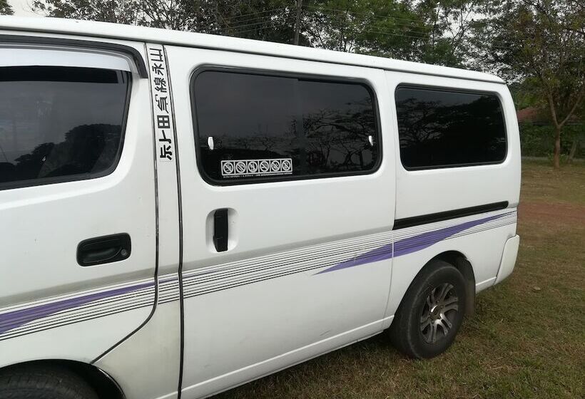 פנסיון Heina Villa Colombo