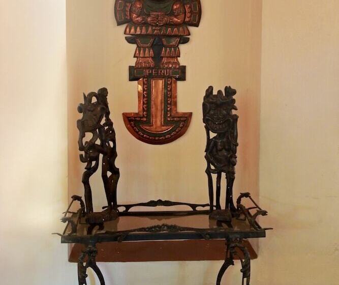 פנסיון Heina Villa Colombo