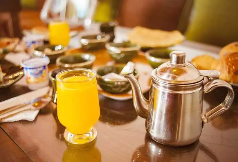 ベッドアンドブレックファースト Ecolodge L Ile De Ouarzazate
