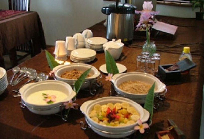 مبيت وإفطار Lombok Lodge