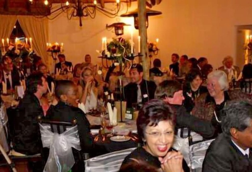 Everglades Hotel & Conference Centre