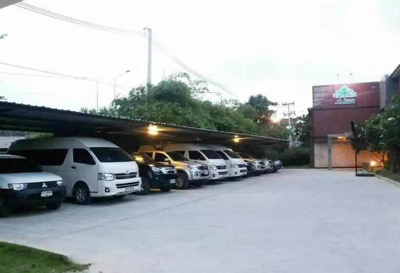 ホテル Buaksee Resort