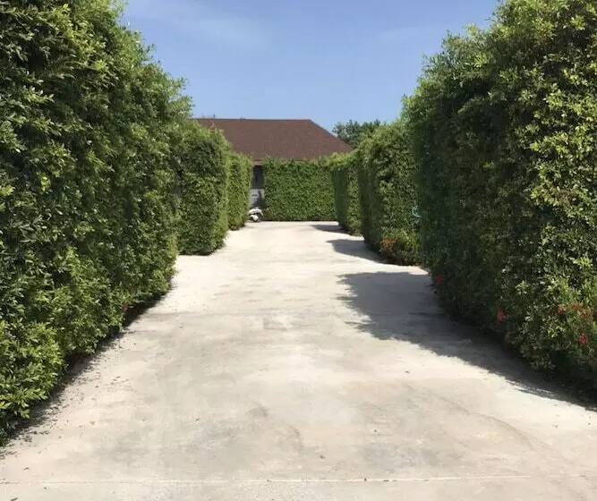 Hotelli Donsak Ville