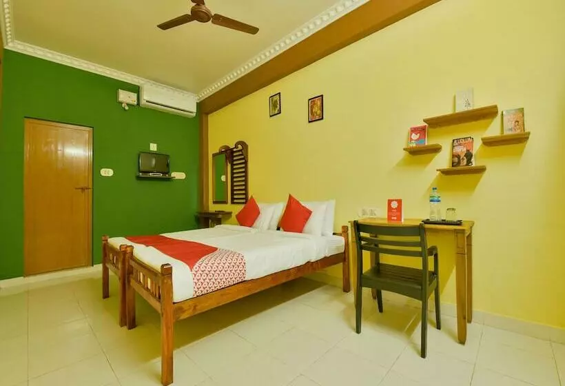 Hotelli Happy Rooms