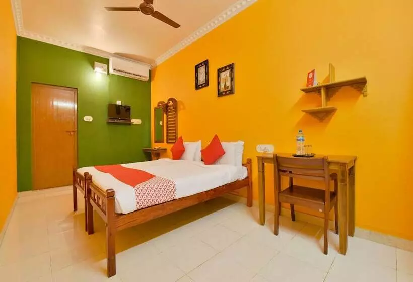 Hotelli Happy Rooms