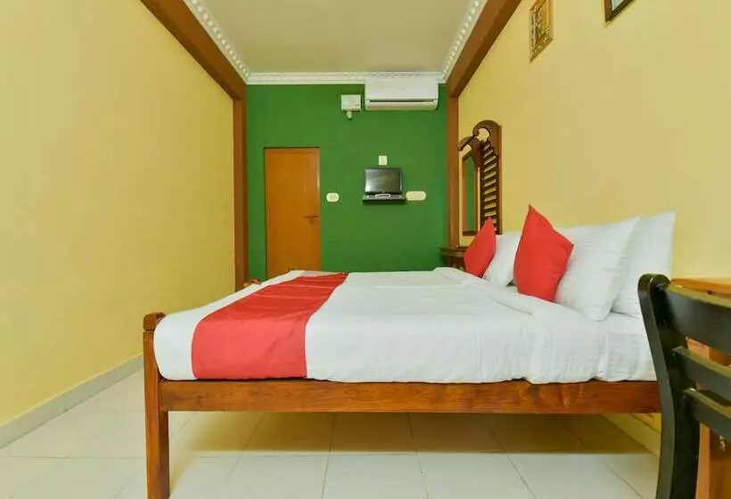 Hotelli Happy Rooms