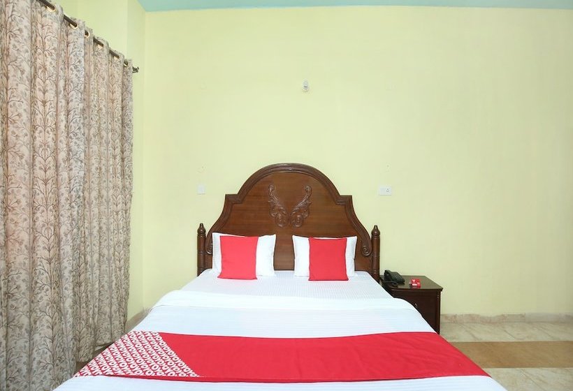 Hotel Oyo 15710  Vikrant
