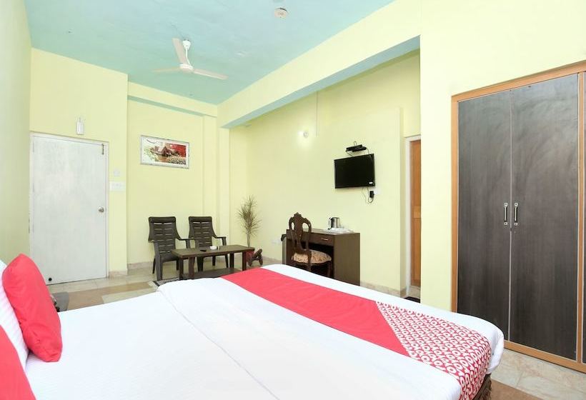 Hotel Oyo 15710  Vikrant