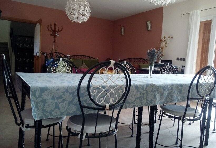 田舎風ホテル Les Jardins D'azrou