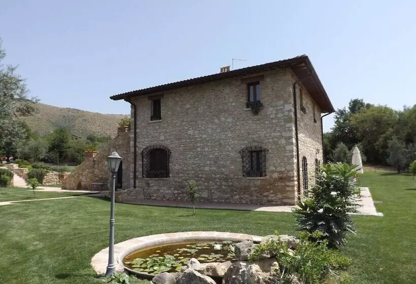 Maaseutuhotelli Residenza Degli Oleandri