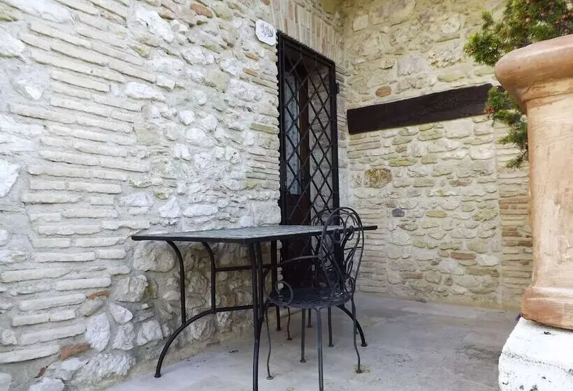 Maaseutuhotelli Residenza Degli Oleandri