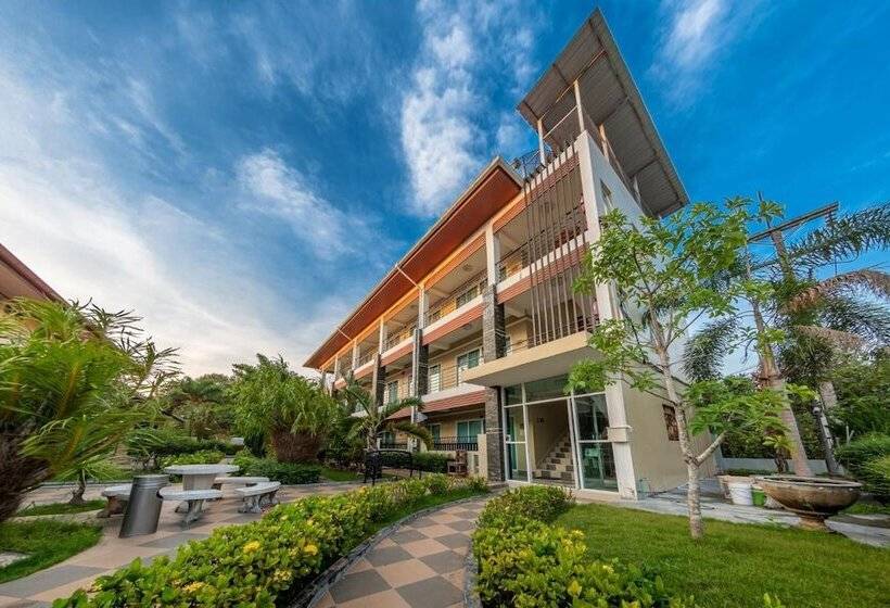 هتل Tachang Airport