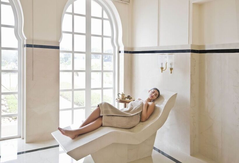 هتل The Oberoi Sukhvilas Spa Resort, New Chandigarh