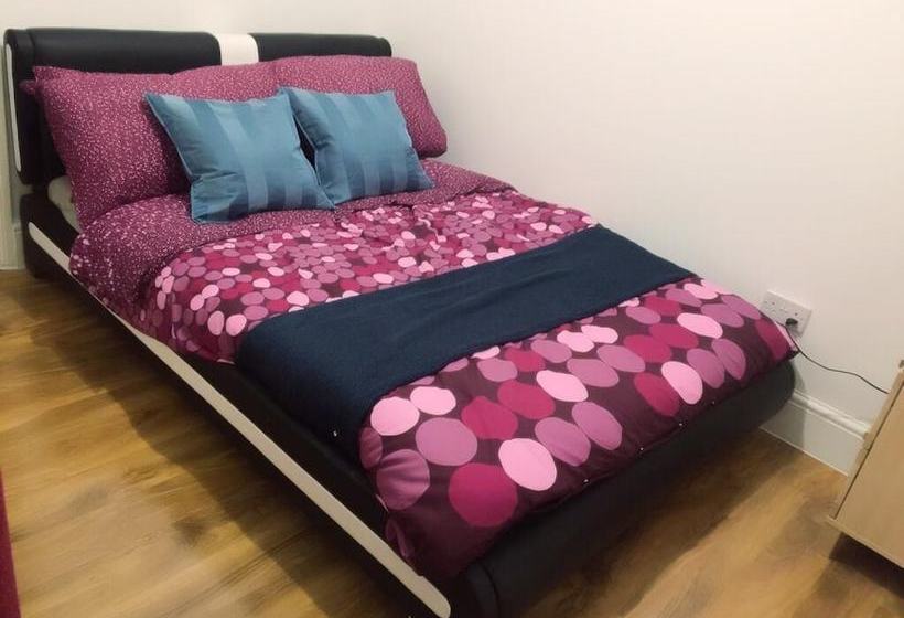 膳宿费 Charimore Rooms