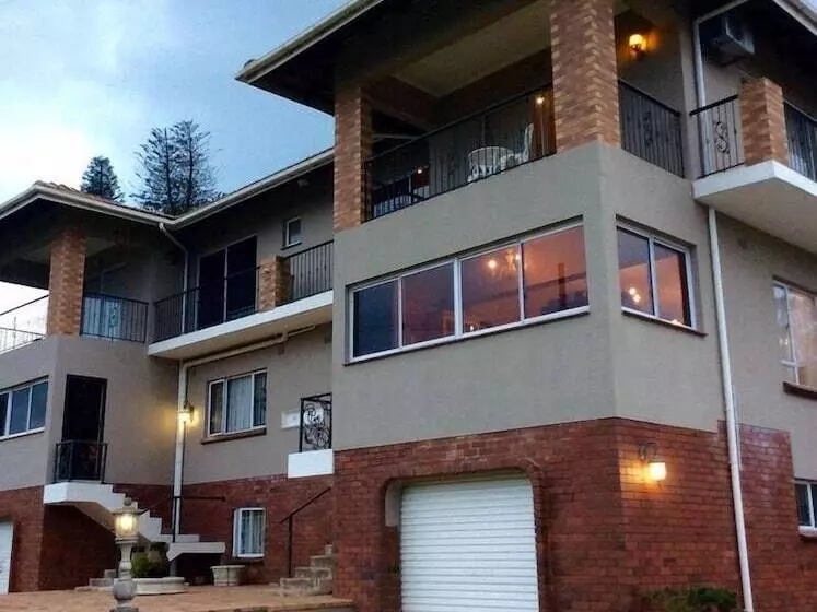 Majatalo Hamelin Guest House