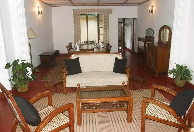 Majatalo Hatale Mini Worlds End Bungalow