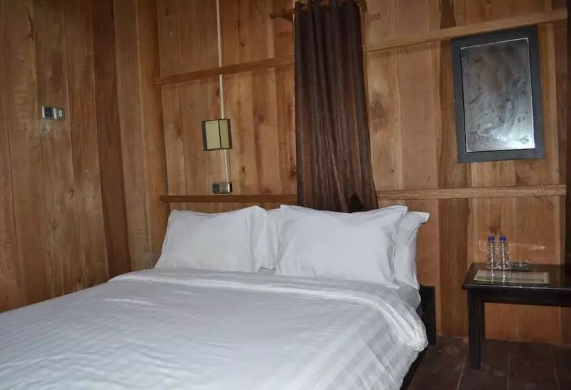 Majatalo Hoga Dive Inn Wakatobi