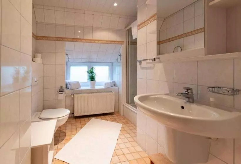 ペンション Landhaus Jägerhof