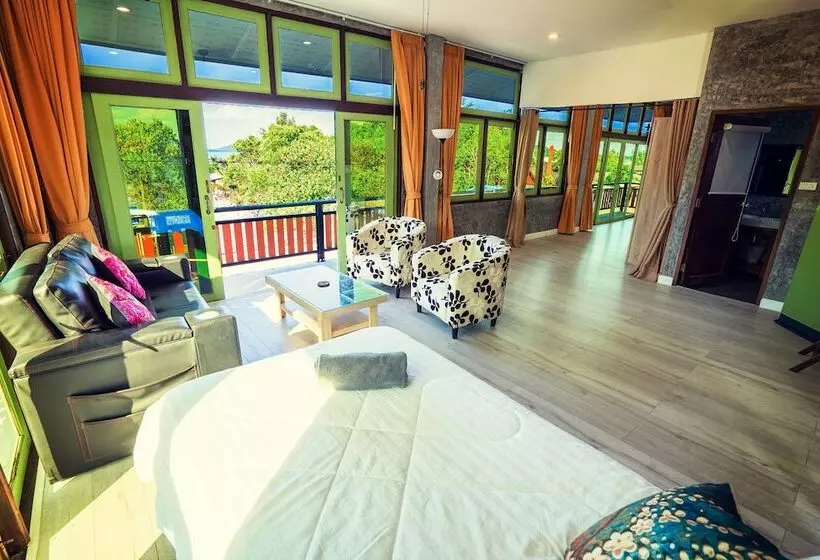 Majatalo Tonmai Suites