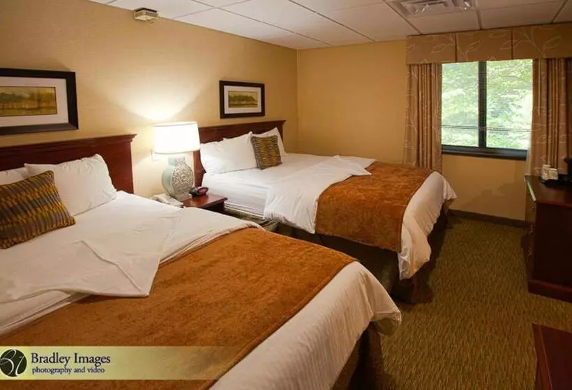 Bolger Hotel And Conference Center