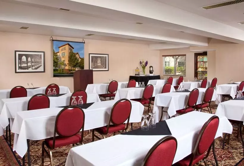 Отель Ayres Suites Ontario At The Mills Mall   Rancho Cucamonga