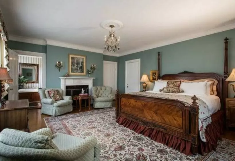 ホテル La Farge Perry House