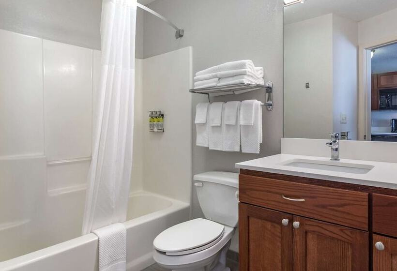 فندق Mainstay Suites Emporia