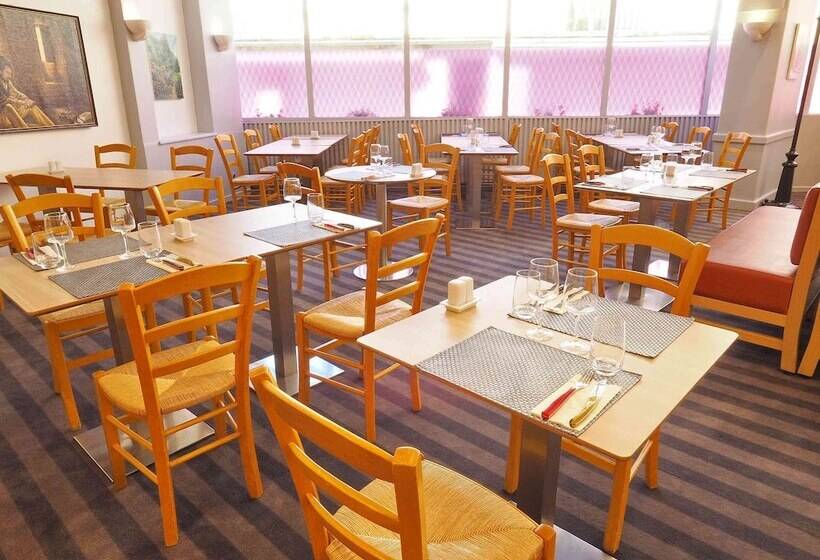 בית מלון כפרי Mercure Millau